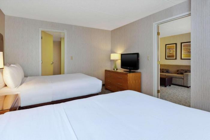 Hotel Auburn Hills Phòng bức ảnh